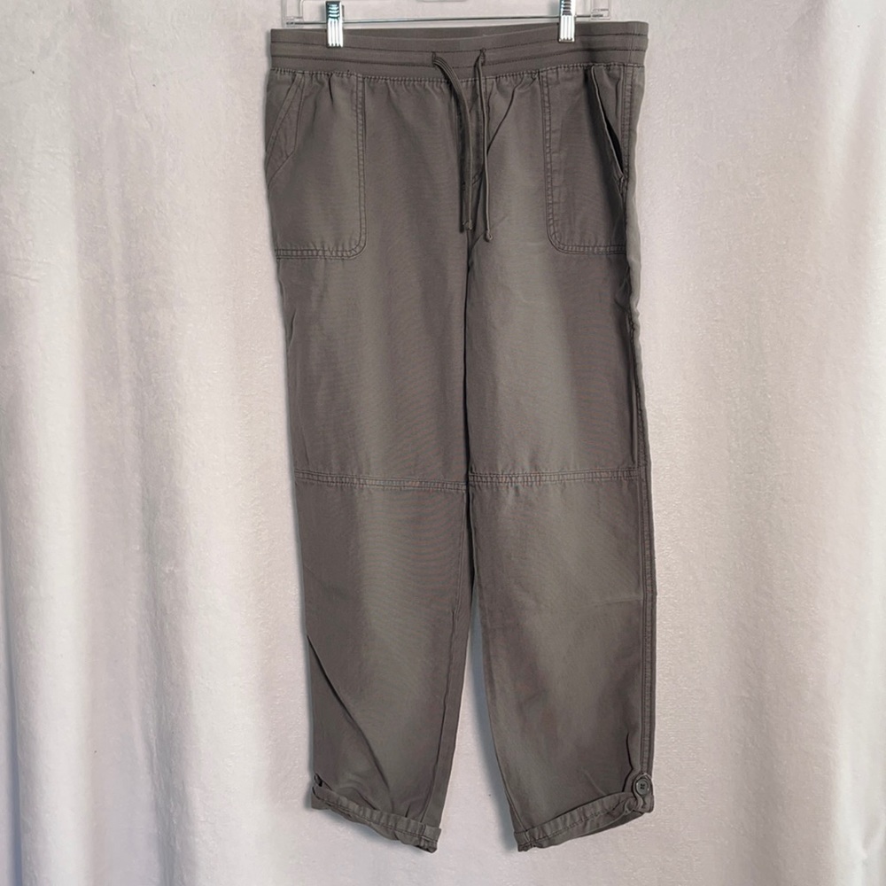 Maurices Gray Solid Weekender Pant